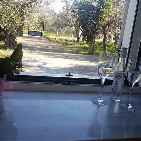 Konte Close To The Sea Holiday home Plitra